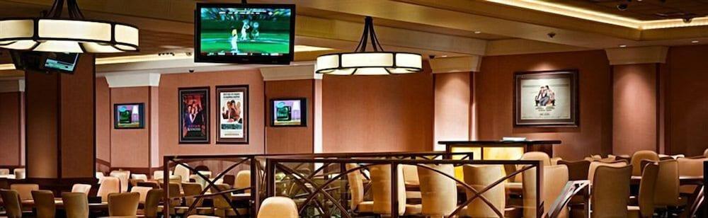 Hollywood Casino Lawrenceburg Hotel Exterior photo